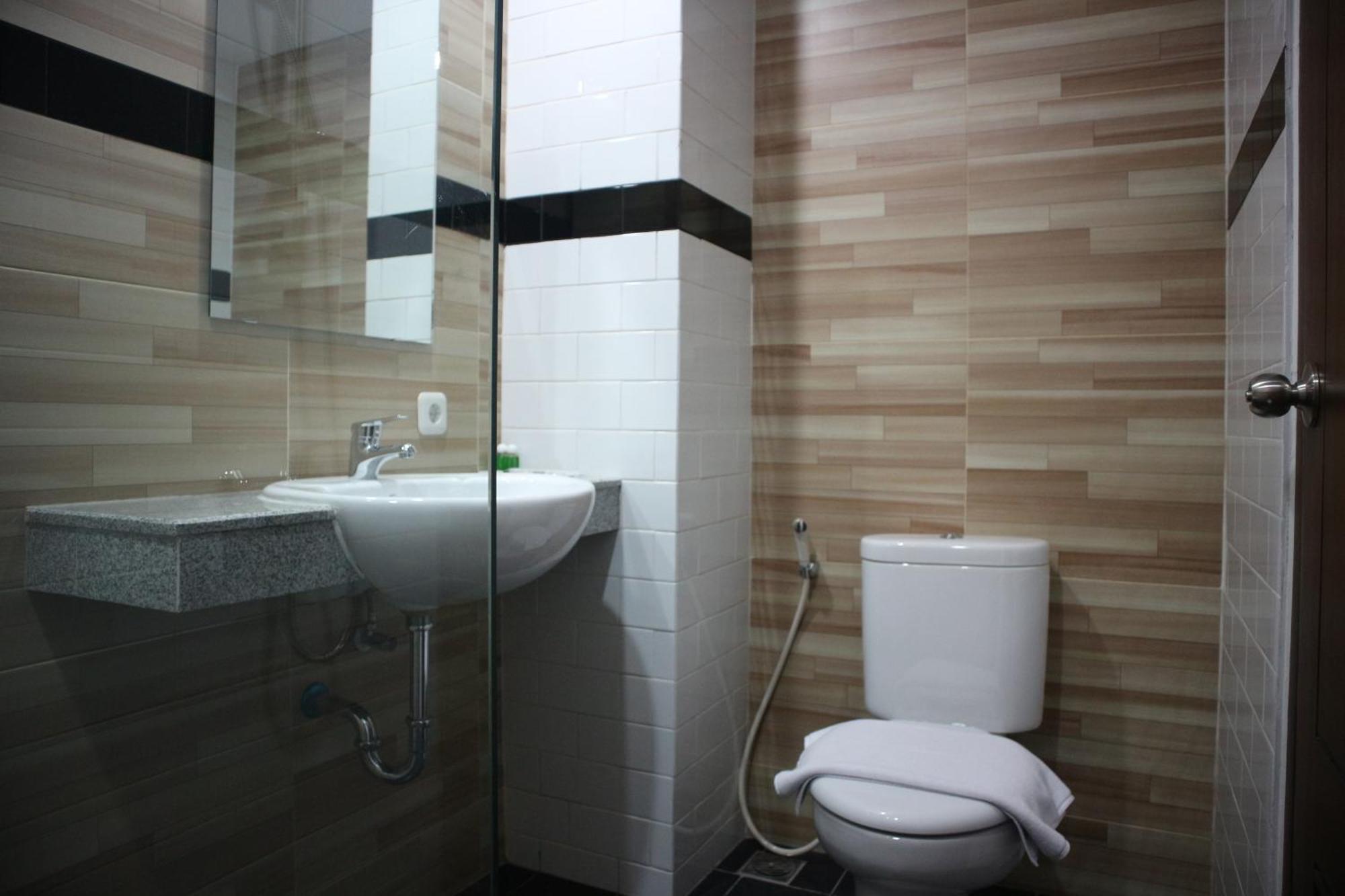 Bianco Costel Otel Bogor Dış mekan fotoğraf